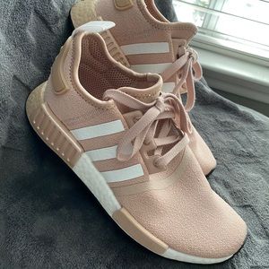 *NEVER WORN* Adidas NMD R1